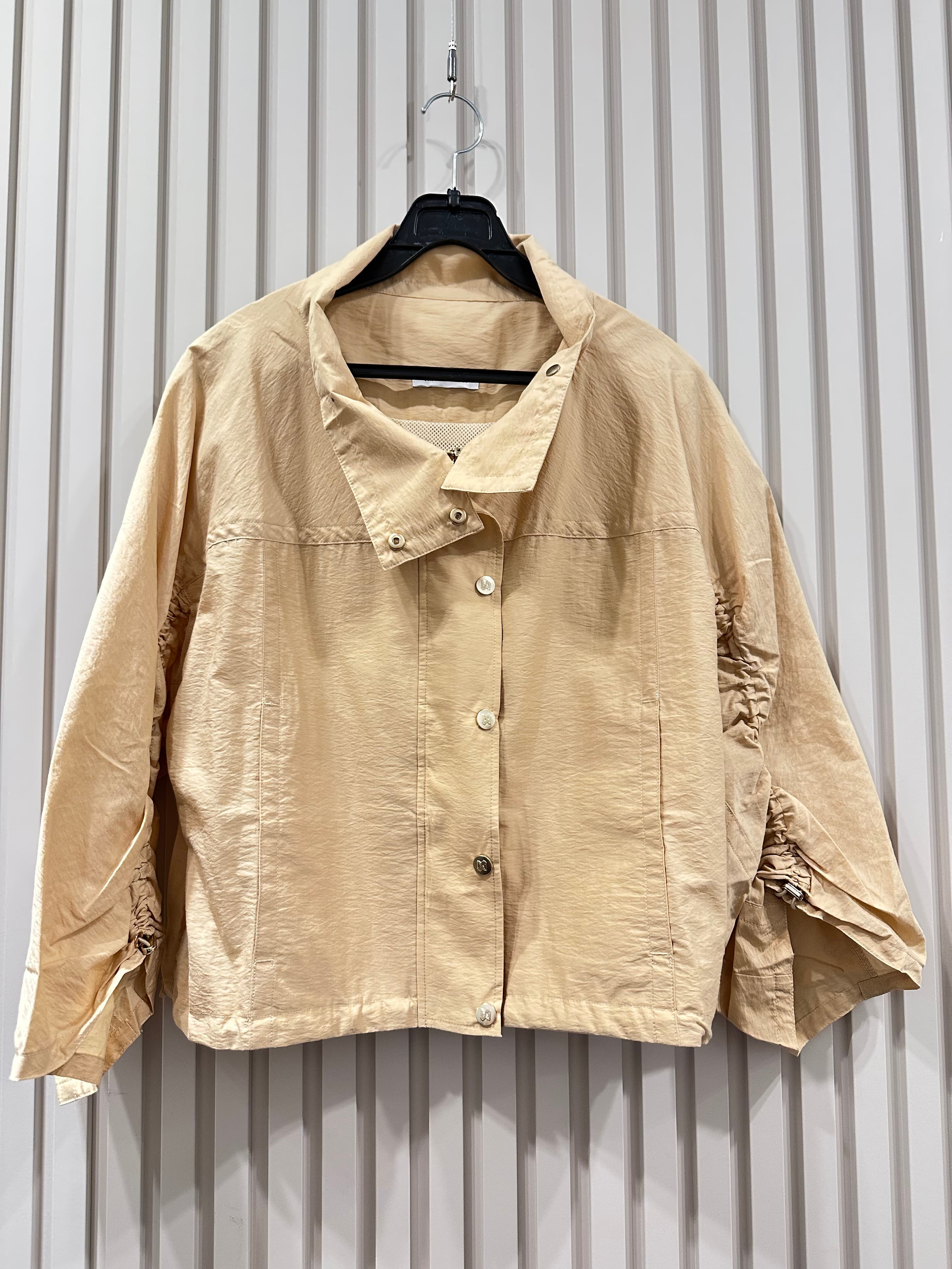 소매스트링바람막이자켓