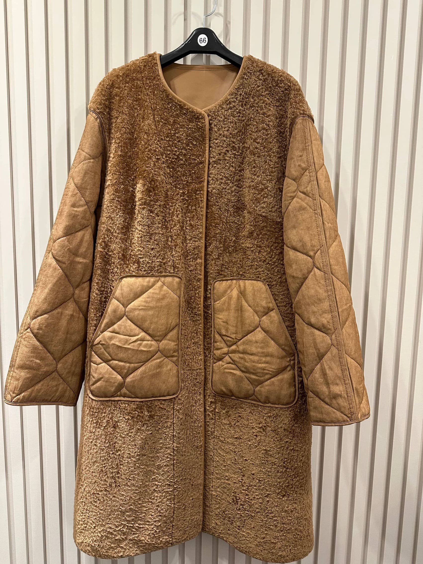 메리노무스탕소매퀼팅구스