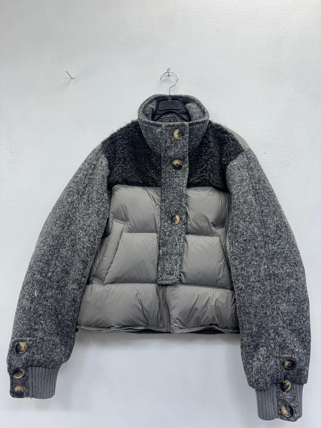 울부클다운자켓