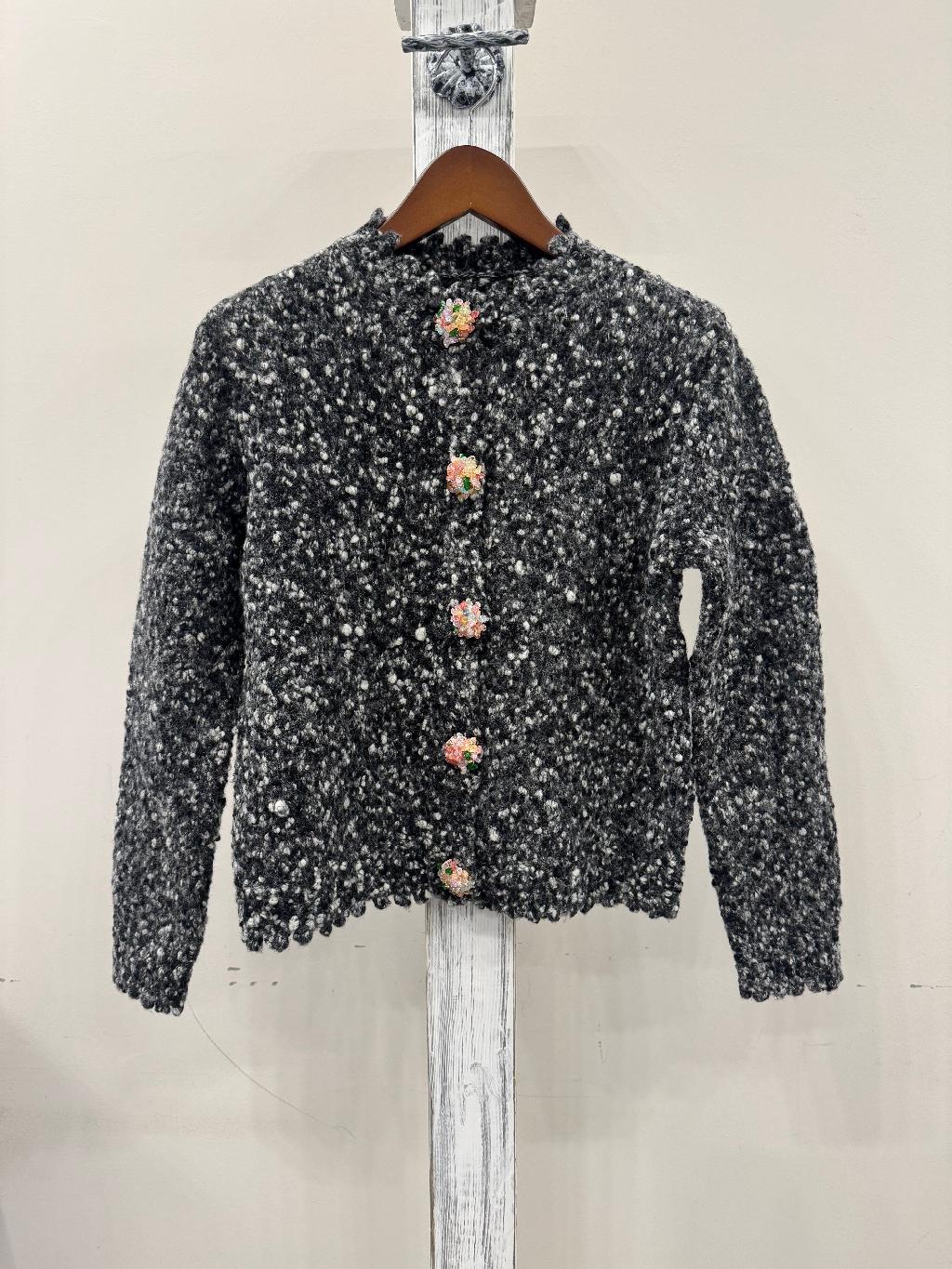 샤땡꽃단추가디건